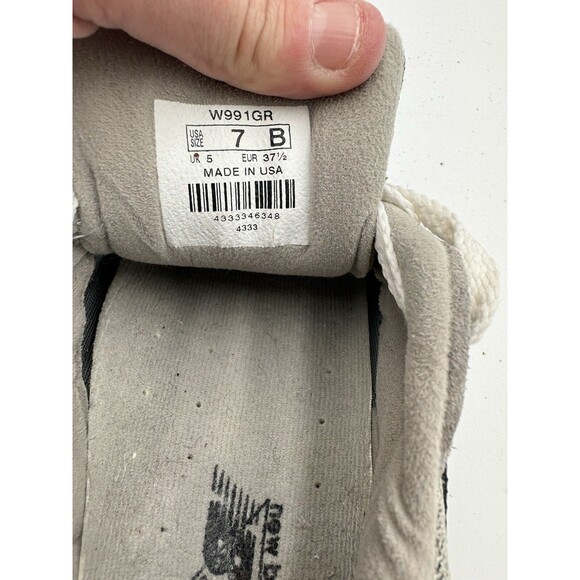 New Balance 991 Grey Dark Grey Size 7 Made In USA EUC Retro Walking Comfort - Picture 7 of 8